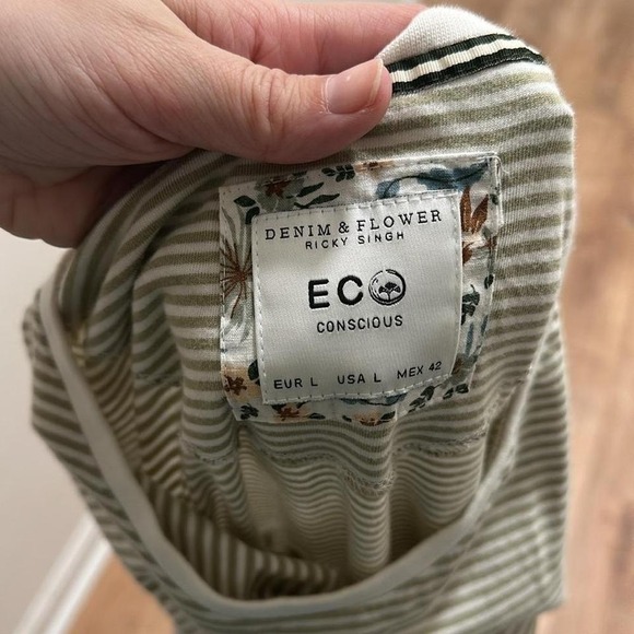 DENIM & FLOWER | Men's Green White "Good Fortune" Striped Short Sleeve TShirt, L - Picture 4 of 4